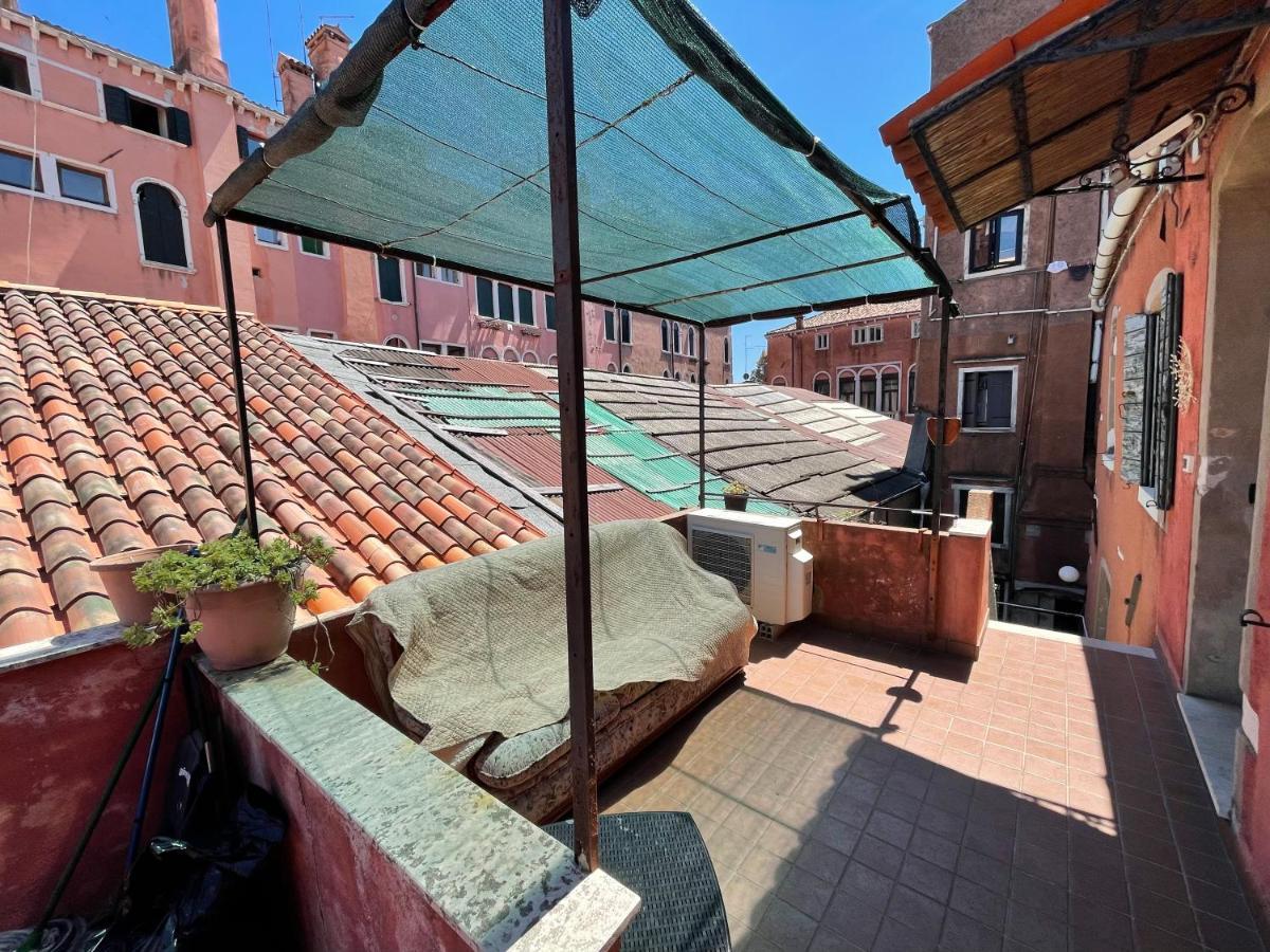 Harry'S Canal View Venice Exterior photo